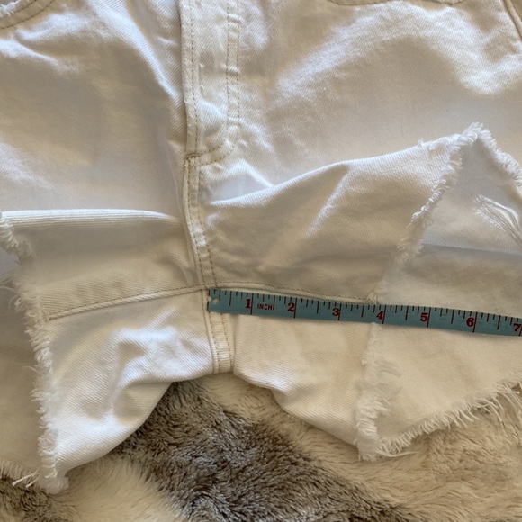 NWT Universal Thread Mid-Rise 90s Baggy Denim Shorts - Picture 9 of 11